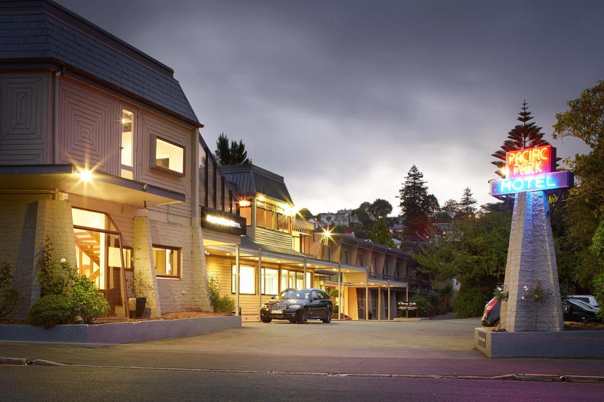 ديوندين Pacific Park Motel And Conference Centre المظهر الخارجي الصورة